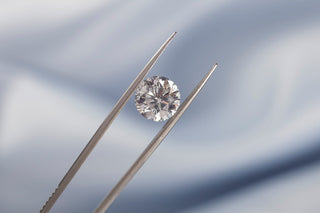 7 common mistakes when buying a diamond - Royal Coster Diamonds