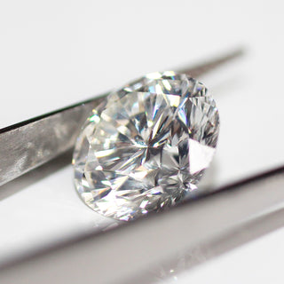 The Role of Diamonds in a Relationship - Royal Coster Diamonds